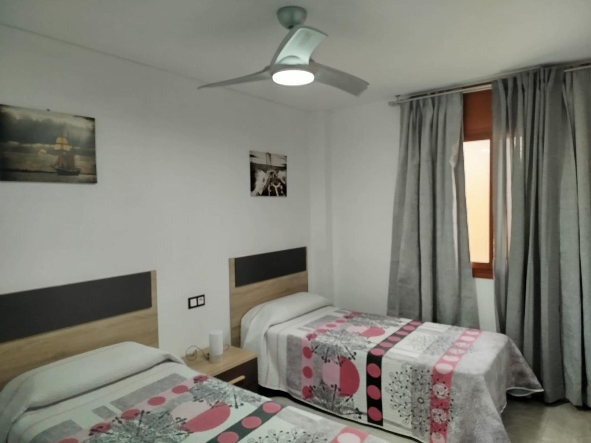 Apartamento Primera Linea De Mar En Ebrehogar L'Ampolla Exterior foto